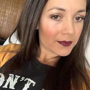 Meet your Posher, Maria g.